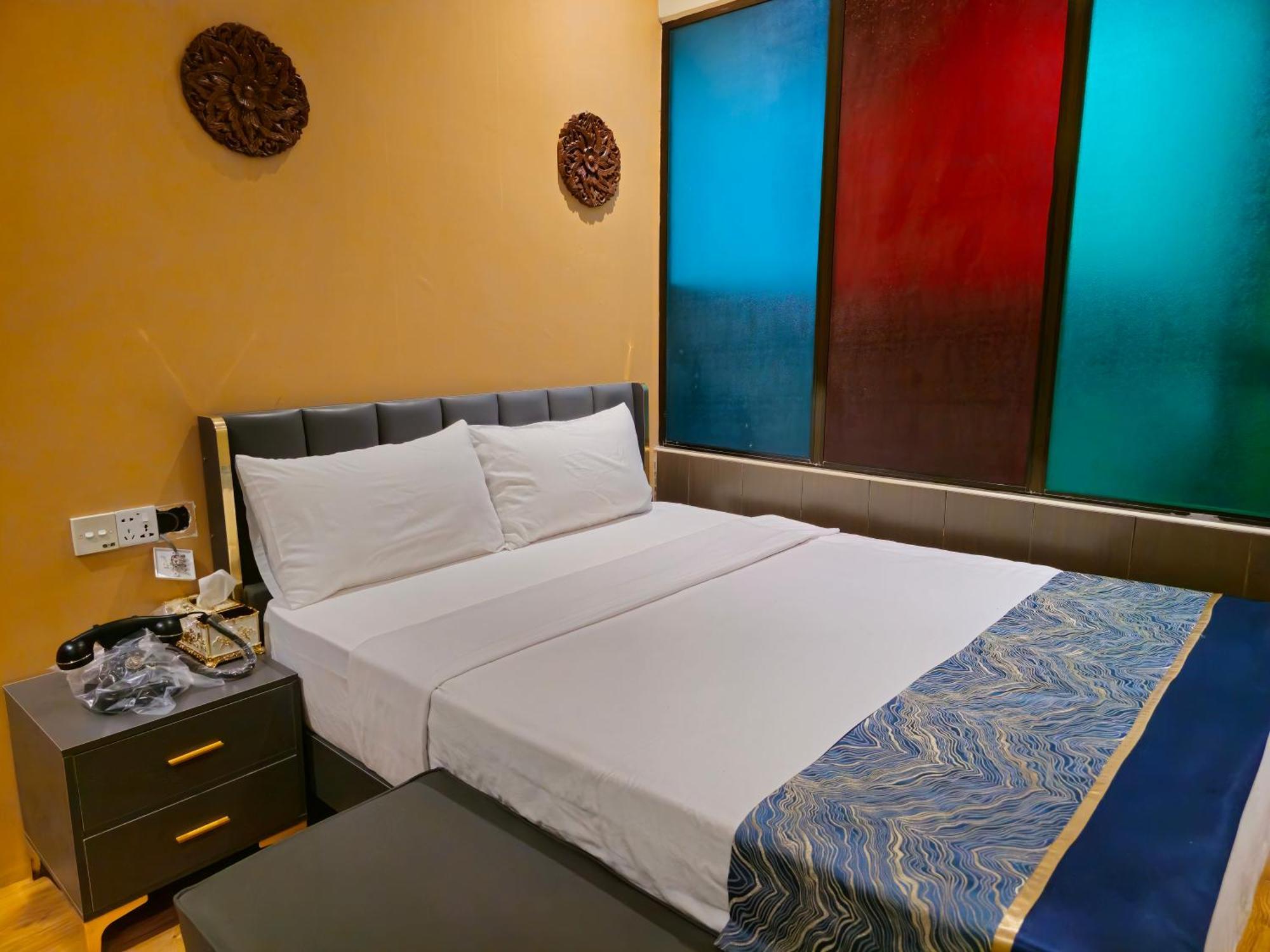 Hotel 乔治市世纪酒店 The Century Boutique 4*